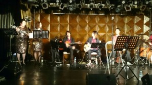 20161023京橋ベロニカ　Red Matadors　ハワイアン&J-POPライブ