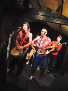 10403608_840611426057363_1904005114811404979_n